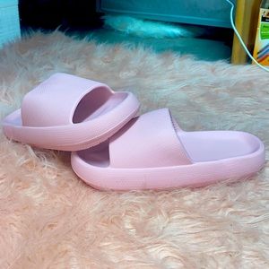 Girls/woman never work memory foamed cushion slides